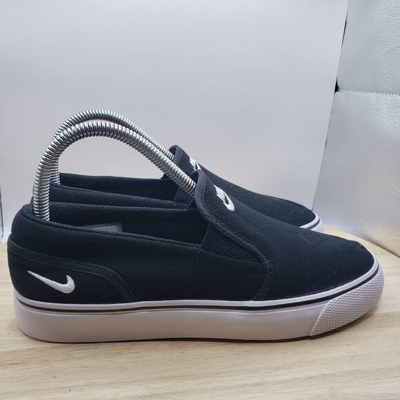 NIKE Better world 724770-010 Black/White Slip On Size US 7.5 - Picture 3 of 7